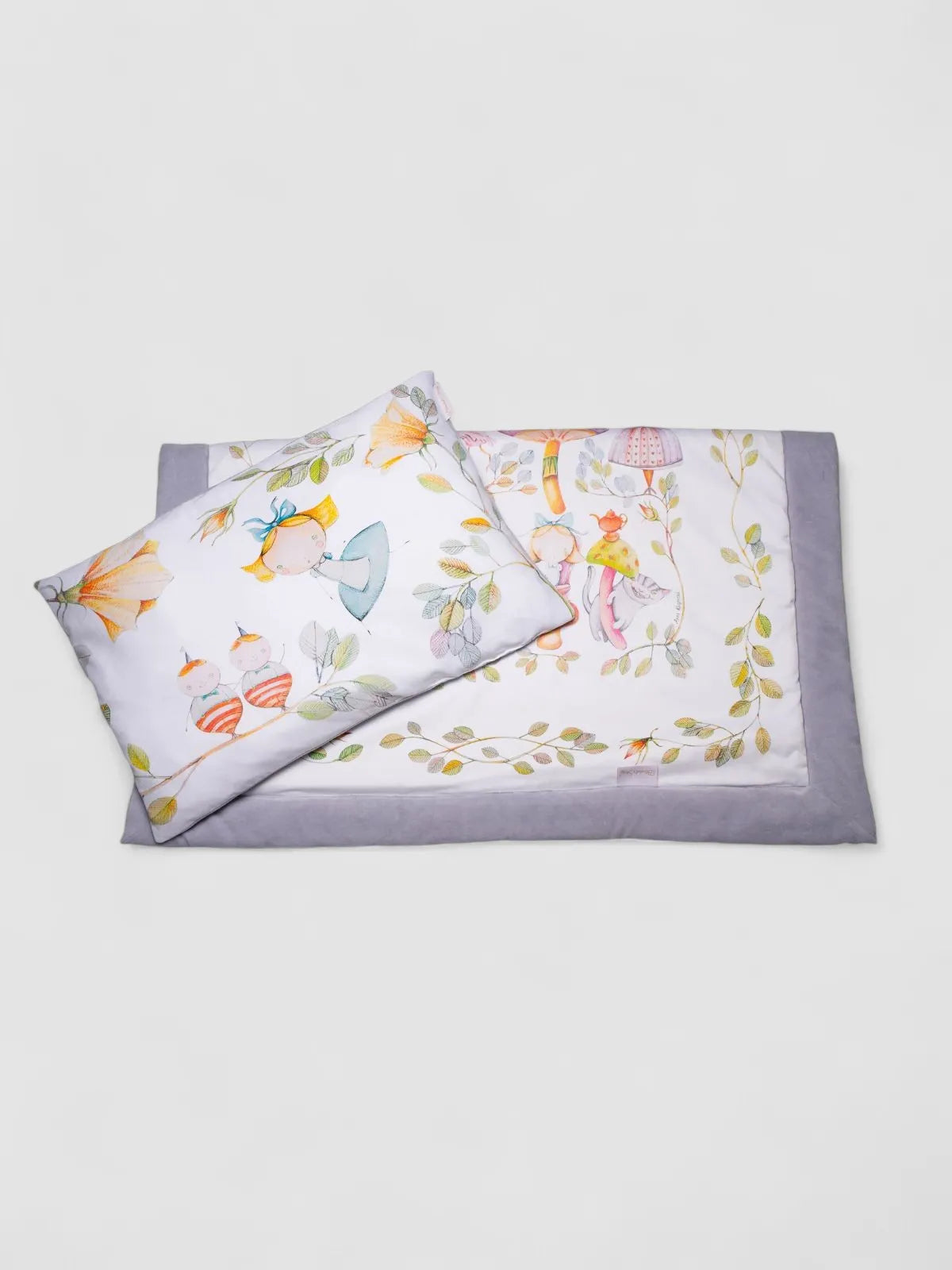 Ensemble oreiller et couverture Alice's Magical World 37x45