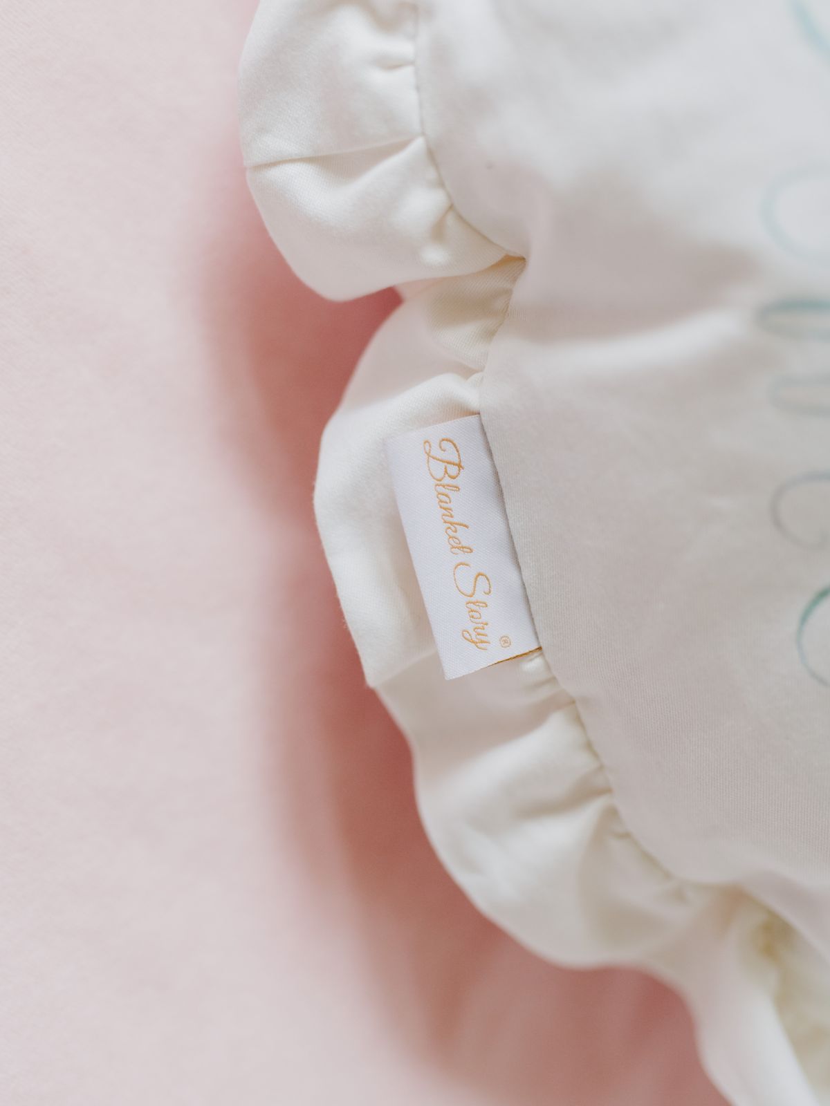 Round Decorative Pillow Thumbelina