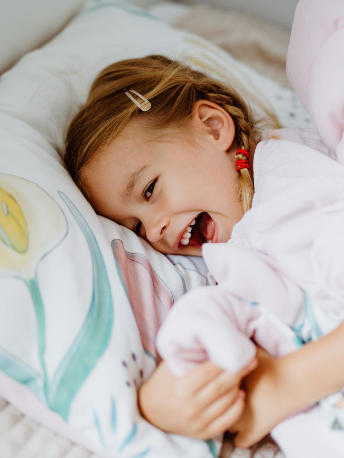 Thumbelina Story Blanket & Pillow Set