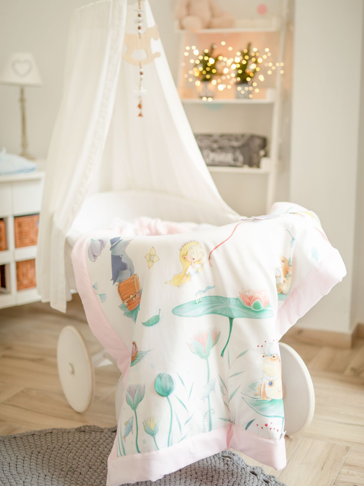 Thumbelina Story Blanket & Pillow Set